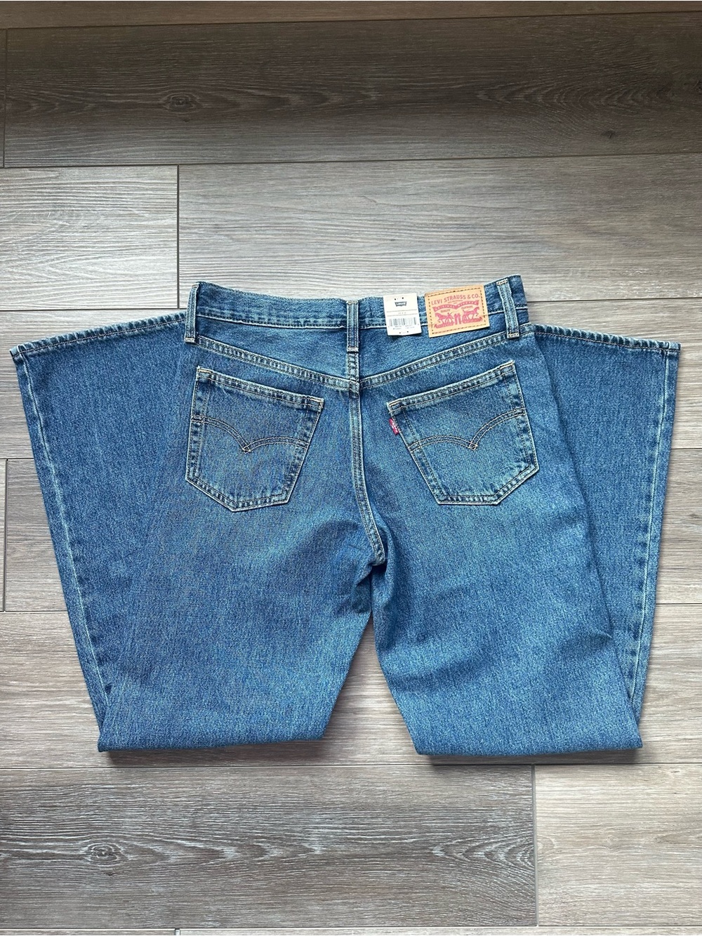 Levi's Blue Bootcut Denim Jeans with Signature Back Pockets NWT